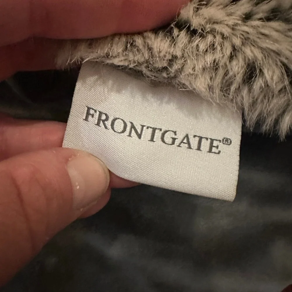 Frontgate Faux Fur Throw Blanket Grey Reversible Plush 50x70 Luxury Cozy
